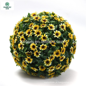Bola de flores suspensas artificiais em cores diferentes para decoração de jardim